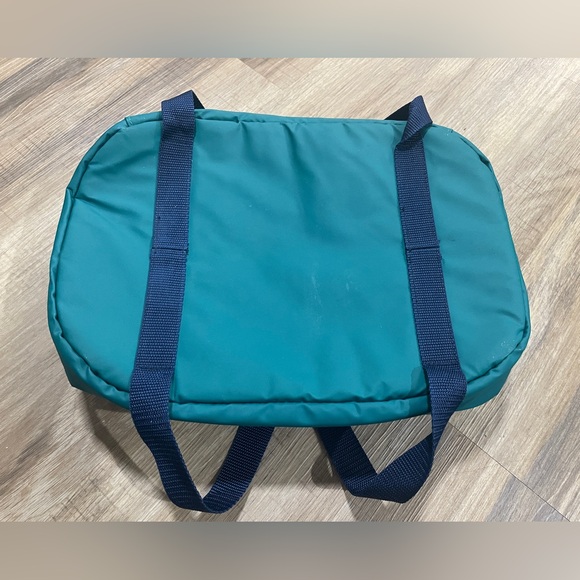 Pyrex Portable to go insulated - Picture 5 of 8